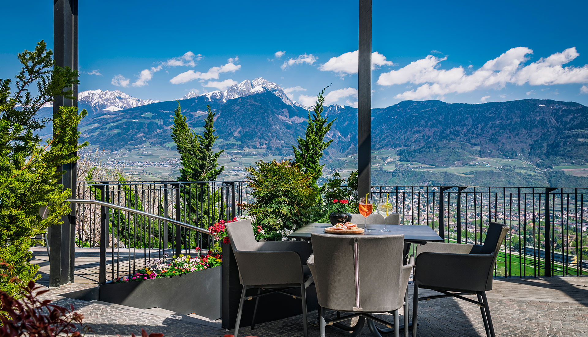 Hotel Waldea Service